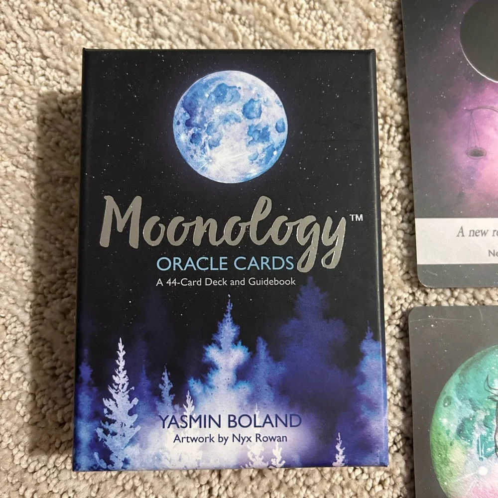 Moonology Oracle Cards and Guidebook - Picture 2 of 4